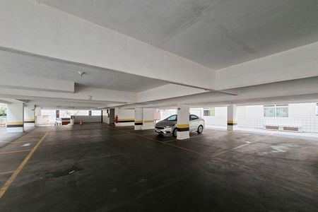 Apartamento para alugar com 25m², 0 quarto e 1 vaga Apartamento para alugar com 25m², 0 quarto e 1 vagaGaragem