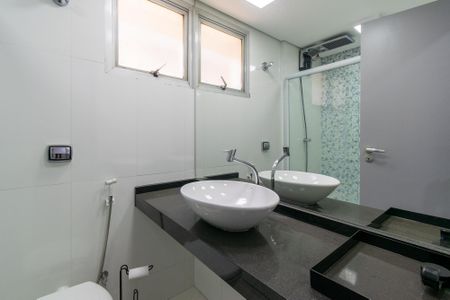 Apartamento à venda com 69m², 2 quartos e 1 vagaBanheiro 