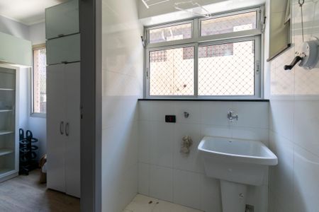 Apartamento à venda com 69m², 2 quartos e 1 vagaÁrea de Serviço