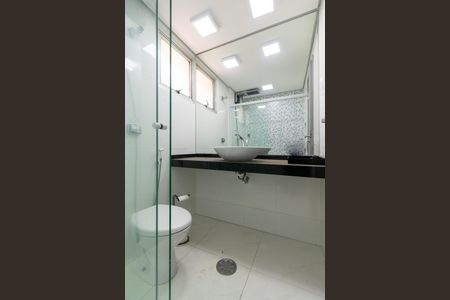 Apartamento à venda com 69m², 2 quartos e 1 vagaBanheiro 