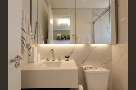 Apartamento à venda com 91m², 2 quartos e 2 vagasBanheiro da Suíte 2