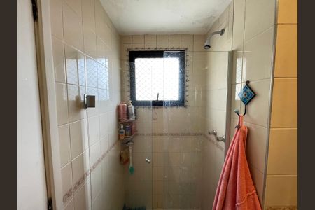 Apartamento à venda com 75m², 3 quartos e 2 vagas Apartamento à venda com 75m², 3 quartos e 2 vagasBanheiro da Suíte
