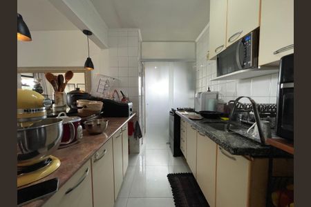 Apartamento à venda com 75m², 3 quartos e 2 vagas Apartamento à venda com 75m², 3 quartos e 2 vagasCozinha