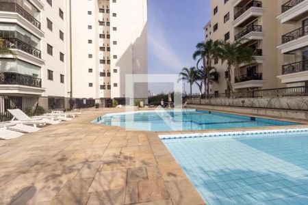 Apartamento à venda com 75m², 3 quartos e 2 vagas Apartamento à venda com 75m², 3 quartos e 2 vagasÁrea comum - Piscina