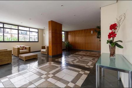 Apartamento à venda com 75m², 3 quartos e 2 vagas Apartamento à venda com 75m², 3 quartos e 2 vagasHall