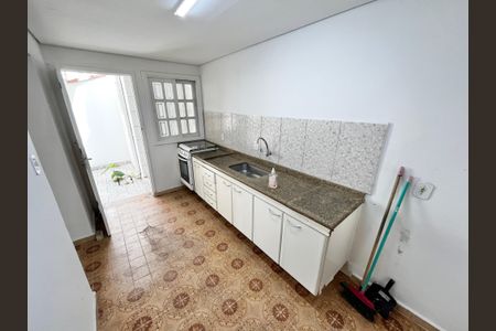 Casa para alugar com 120m², 3 quartos e 2 vagasCozinha