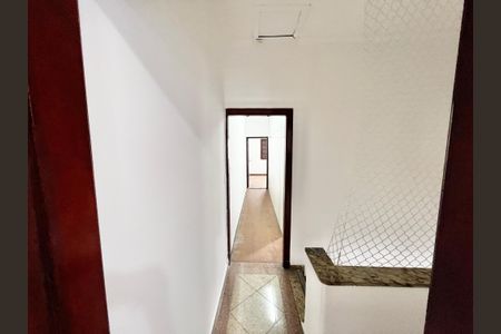 Casa para alugar com 120m², 3 quartos e 2 vagasCorredor
