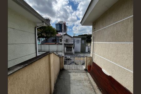 Casa para alugar com 120m², 3 quartos e 2 vagasVaranda