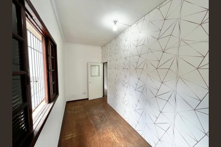 Casa para alugar com 120m², 3 quartos e 2 vagasQuarto 2