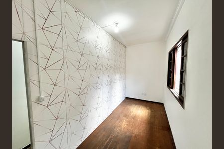 Casa para alugar com 120m², 3 quartos e 2 vagasQuarto 2