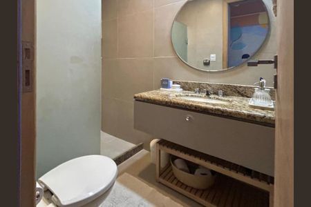 Apartamento à venda com 114m², 3 quartos e 2 vagasBanheiro 