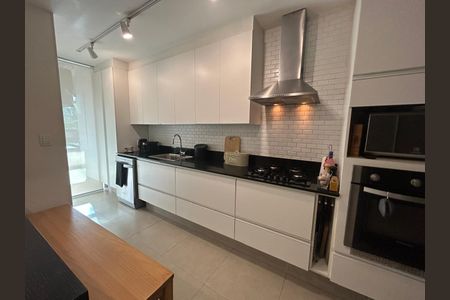 Apartamento à venda com 114m², 3 quartos e 2 vagasCozinha 
