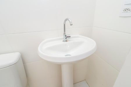 Apartamento para alugar com 44m², 2 quartos e sem vagaBanheiro