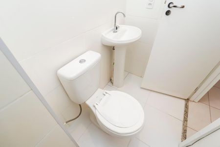 Apartamento para alugar com 44m², 2 quartos e sem vagaBanheiro