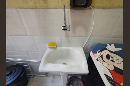 Casa de condomínio à venda com 160m², 3 quartos e 1 vaga