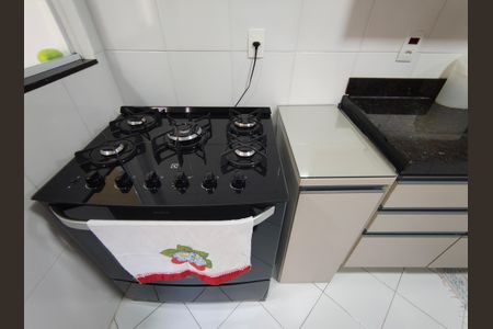 Casa de condomínio à venda com 160m², 3 quartos e 1 vaga