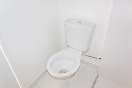 Apartamento para alugar com 34m², 2 quartos e sem vaga Apartamento para alugar com 34m², 2 quartos e sem vagaBanheiro