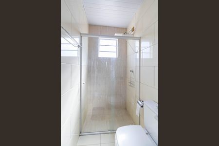 Casa à venda com 430m², 5 quartos e 2 vagas Casa à venda com 430m², 5 quartos e 2 vagasCasa 3 - Banheiro social