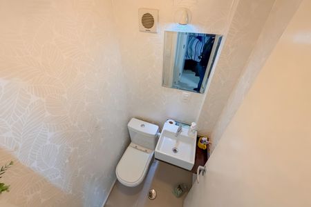 Lavabo de apartamento para alugar com 2 quartos, 41m² em Vila Deodoro, São Paulo