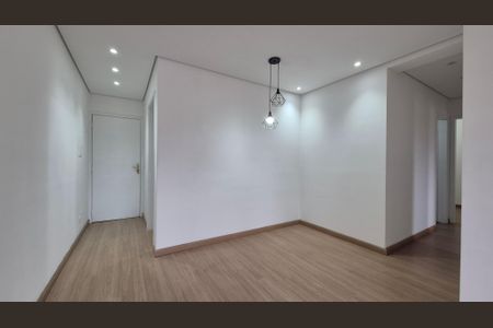 Sala de apartamento para alugar com 3 quartos, 63m² em Jardim Utinga, Santo André