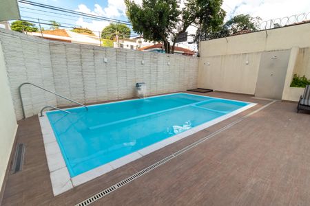 Apartamento à venda com 75m², 3 quartos e 1 vagaÁrea comum - Piscina
