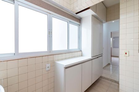 Apartamento à venda com 75m², 3 quartos e 1 vagaÁrea de Serviço