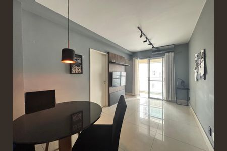 Sala de apartamento para alugar com 1 quarto, 49m² em Vila Olímpia, São Paulo