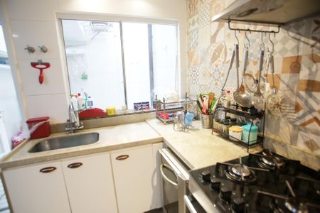 Casa à venda com 117m², 3 quartos e 2 vagasCozinha