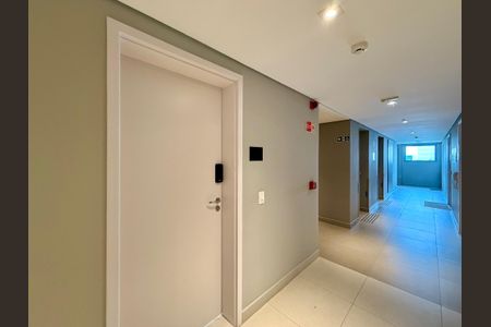 Studio à venda com 30m², 0 quarto e sem vagaHall Apartamento 