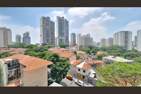 Apartamento para alugar com 161m², 3 quartos e 3 vagas Apartamento para alugar com 161m², 3 quartos e 3 vagasVista