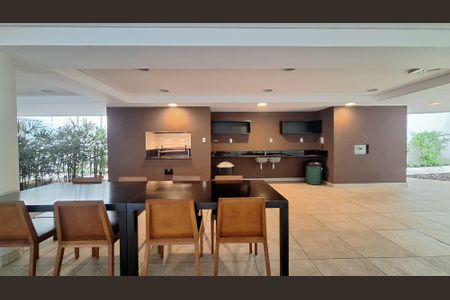 Apartamento para alugar com 161m², 3 quartos e 3 vagas Apartamento para alugar com 161m², 3 quartos e 3 vagasÁrea comum - Churrasqueira