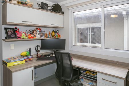 Casa à venda com 134m², 3 quartos e 2 vagas Casa à venda com 134m², 3 quartos e 2 vagasEscritório/Suíte 3