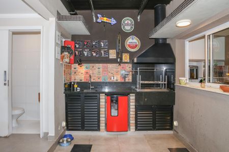 Casa à venda com 134m², 3 quartos e 2 vagas Casa à venda com 134m², 3 quartos e 2 vagasChurrasqueira e Quintal