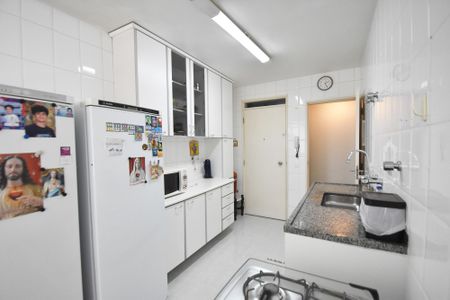 Apartamento à venda com 89m², 2 quartos e 1 vaga Apartamento à venda com 89m², 2 quartos e 1 vagaCozinha