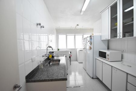 Apartamento à venda com 89m², 2 quartos e 1 vaga Apartamento à venda com 89m², 2 quartos e 1 vagaCozinha