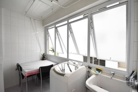 Apartamento à venda com 89m², 2 quartos e 1 vaga Apartamento à venda com 89m², 2 quartos e 1 vagalavanderia