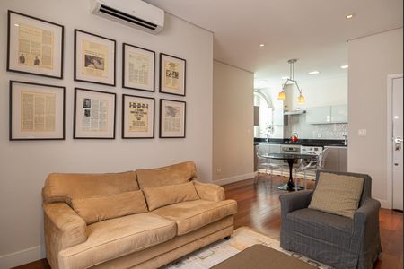 Sala de apartamento à venda com 2 quartos, 67m² em Bela Vista, São Paulo