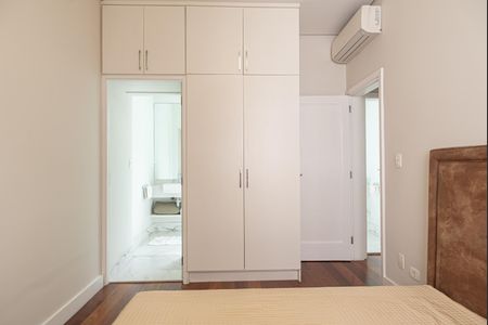 Apartamento à venda com 67m², 2 quartos e sem vagaSuíte