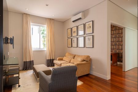 Sala de apartamento à venda com 2 quartos, 67m² em Bela Vista, São Paulo