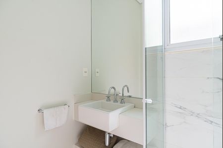 Apartamento à venda com 67m², 2 quartos e sem vagaBanheiro da Suíte