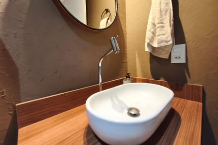 Apartamento à venda com 65m², 2 quartos e 1 vagaBanheiro Social