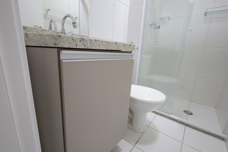 Apartamento para alugar com 66m², 3 quartos e 1 vaga Apartamento para alugar com 66m², 3 quartos e 1 vagaBanheiro