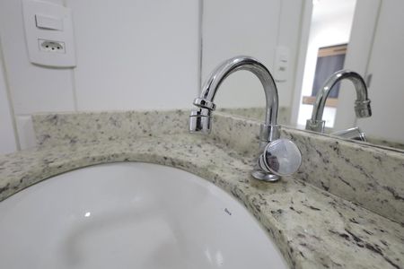 Apartamento para alugar com 66m², 3 quartos e 1 vaga Apartamento para alugar com 66m², 3 quartos e 1 vagaBanheiro