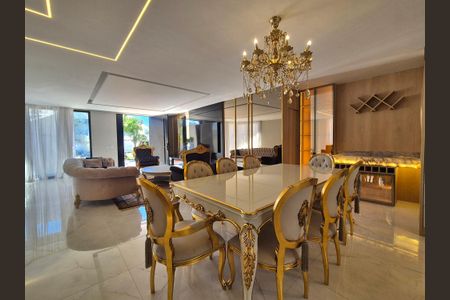 Sala  de casa de condomínio à venda com 4 quartos, 400m² em Recreio dos Bandeirantes, Rio de Janeiro