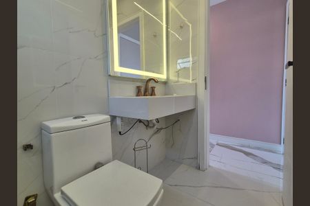 Casa de condomínio à venda com 400m², 4 quartos e 2 vagasBanheiro suite 2