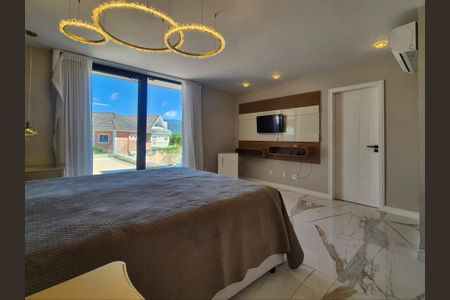 Casa de condomínio à venda com 400m², 4 quartos e 2 vagasSuíte 1