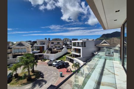 Casa de condomínio à venda com 400m², 4 quartos e 2 vagasSacada 