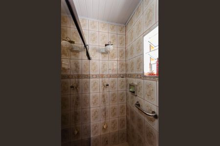 Casa à venda com 180m², 5 quartos e 2 vagasBanheiro 1