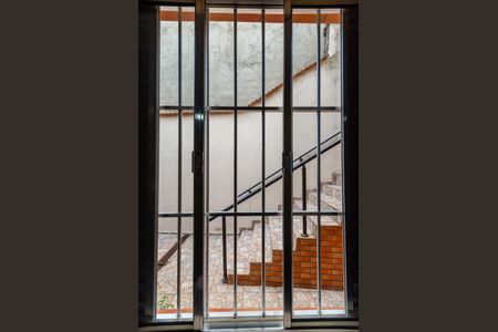 Casa à venda com 180m², 5 quartos e 2 vagasQuarto 2 - Janela