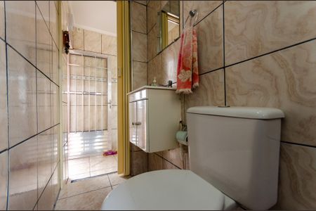 Casa à venda com 180m², 5 quartos e 2 vagasBanheiro 2